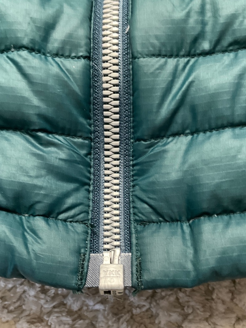 COTOPAXI FUEGO DOWN VEST MEN'S SIZE MEDIUM - Picture 4 of 16